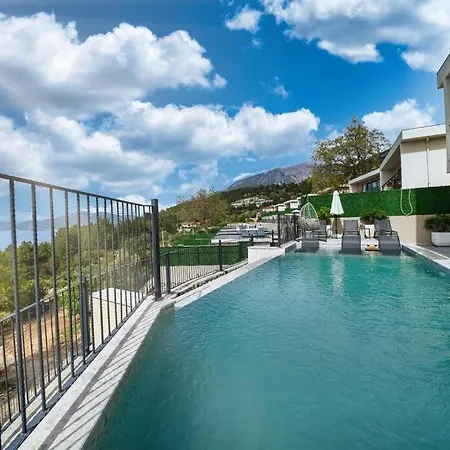 Sleeps 4 Modern And Luxurios Awz 271 *